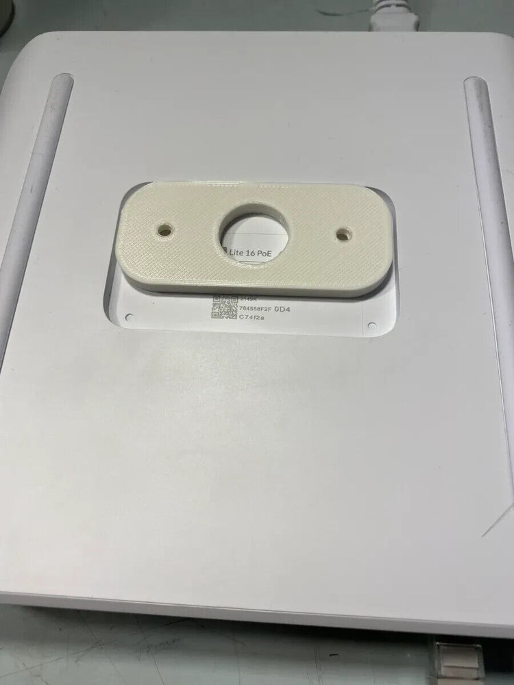 UniFi USW-Lite-8 / USW-Lite-16 Switch Wall Mount