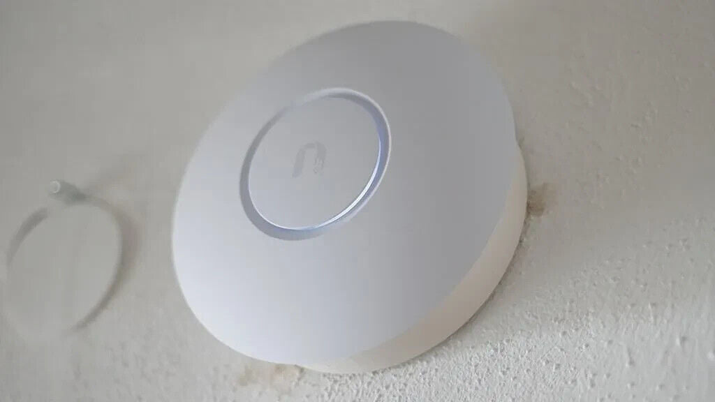 Unifi AP Lite 1 Gang Socket Mount