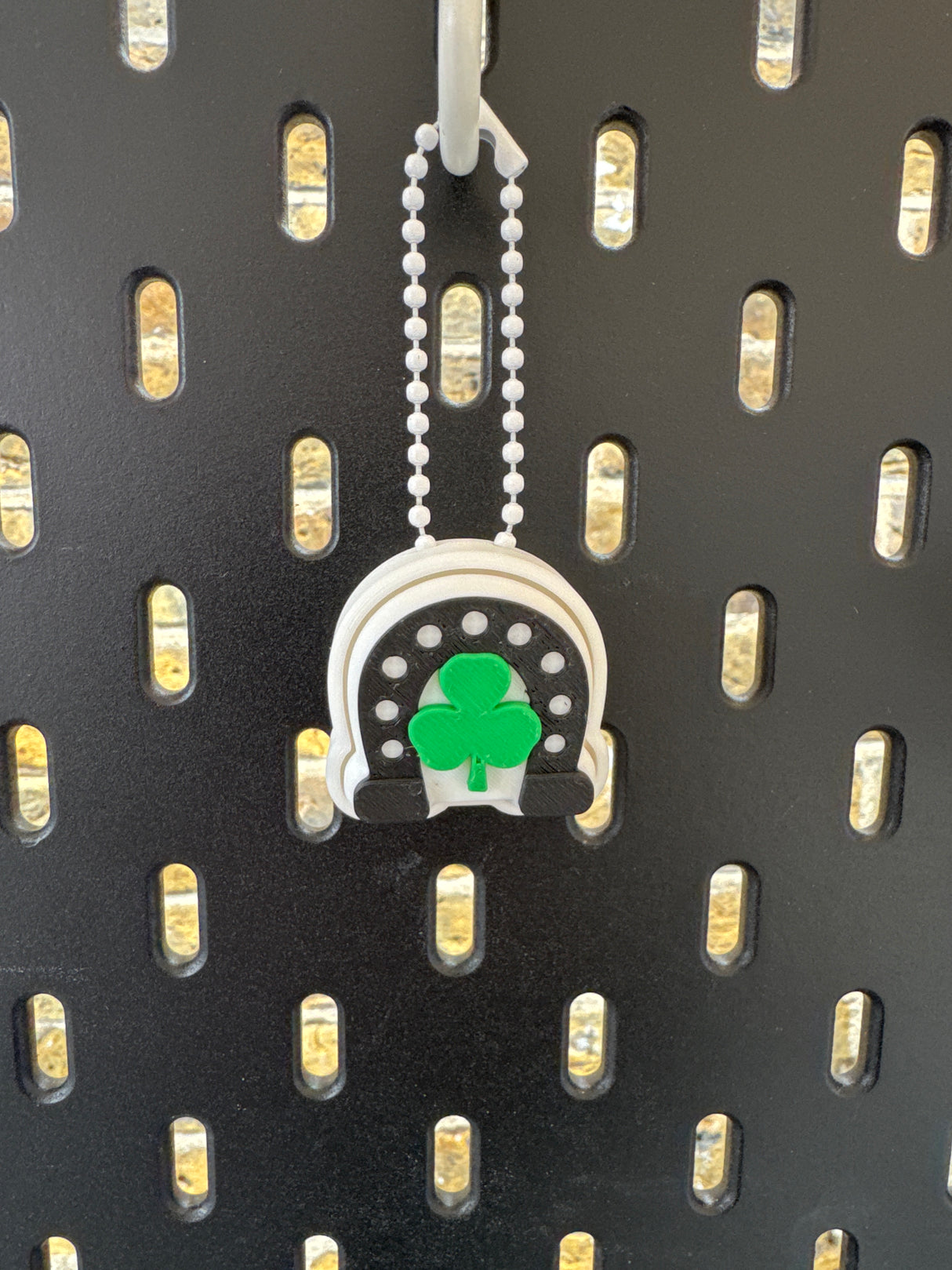 Lucky Horse Shoe Clicker