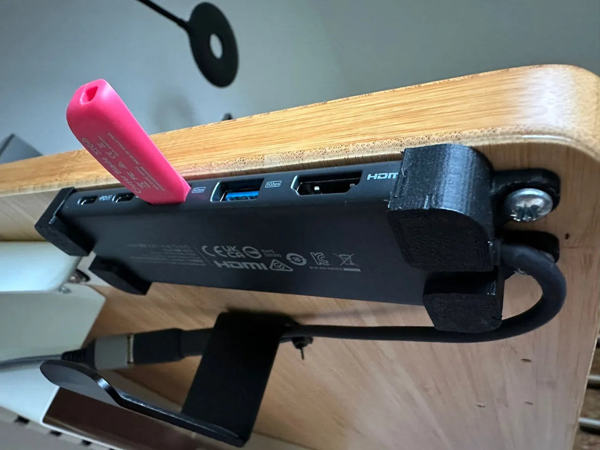 Anker USB-C Hub 332 Under Desk Mount