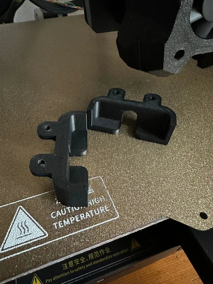 Anker USB-C Hub 332 Under Desk Mount