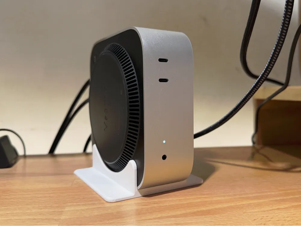 Mac Mini M4 (2024) Vertical Stand