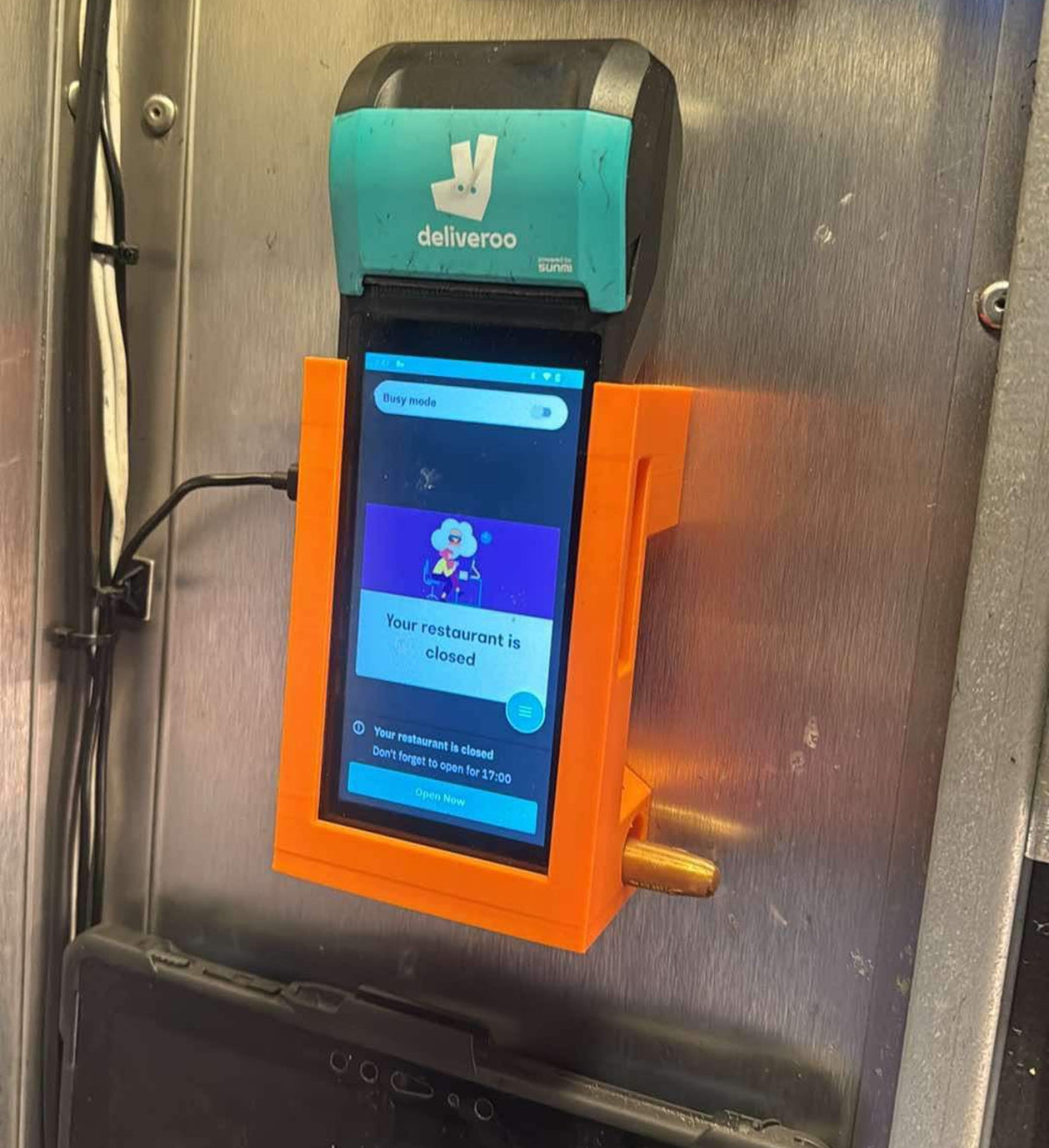 Deliveroo Sumni V2 & V2s POS/tablet Wall Mount
